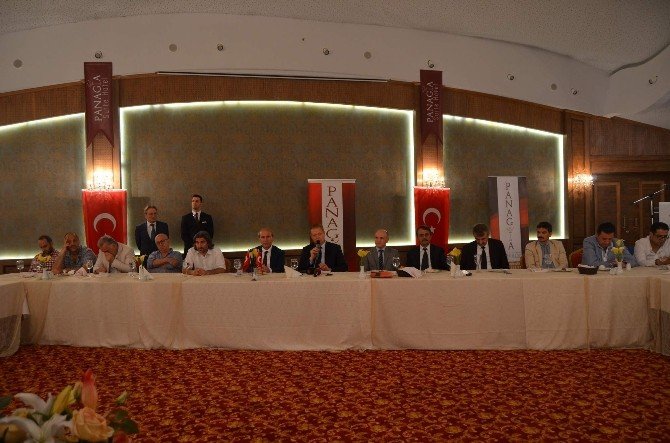 Vali Yavuz Basın Mensupları İle Yemekte Buluştu