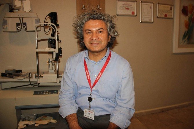 Göz Kapağı Düşüklüğüne Dikkat