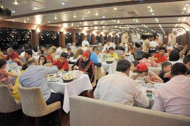 Ürdünlü Heyet, Gemi Turuyla Samsun’u İzledi