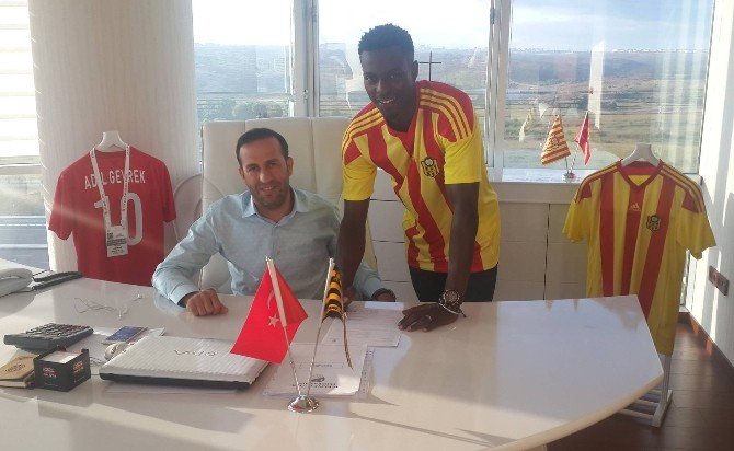 Yeni Malatyaspor Perreira’ya İmza Attırdı