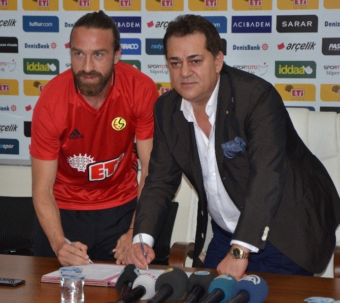 Uğur İnceman Eskişehirsporlu Oldu