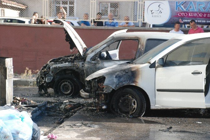 Tokat’ta 3 Otomobil Yanarak Kullanılmaz Hale Geldi
