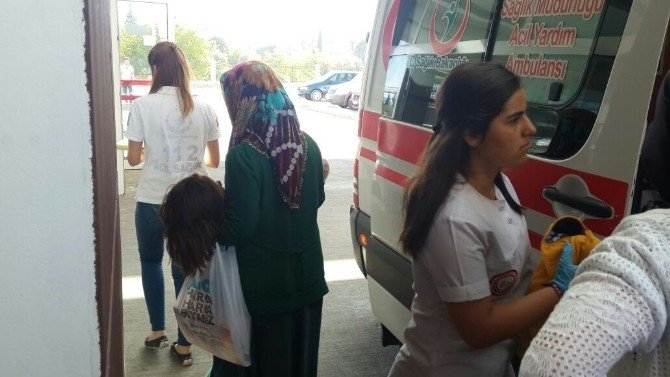 Salıncaktan Düşen Çocuk Yaralandı