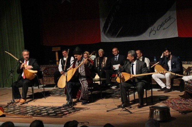 Dil Sultanları Yine Mest Etti