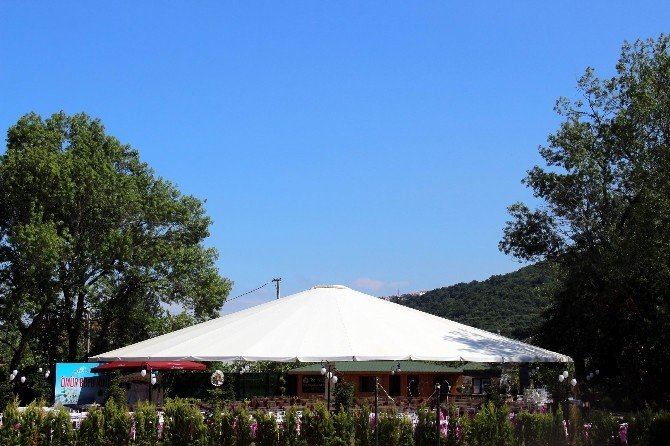 Karadeniz’in En Büyük Şemsiyesi Atakum’da