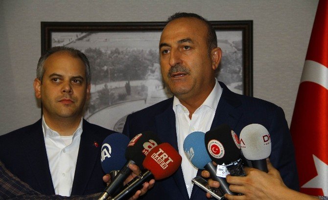 Dışişleri Bakanı Çavuşoğlu, Fransa’daki Terör Saldırısını Kınadı