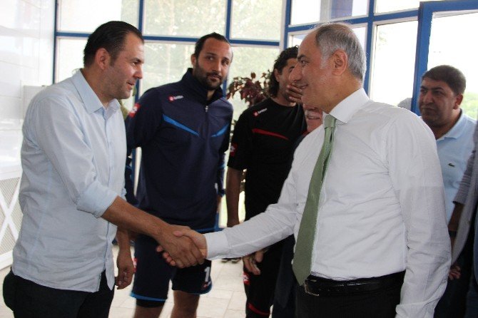 Bakan Ala’dan Bb Erzurumspor’a Ziyaret