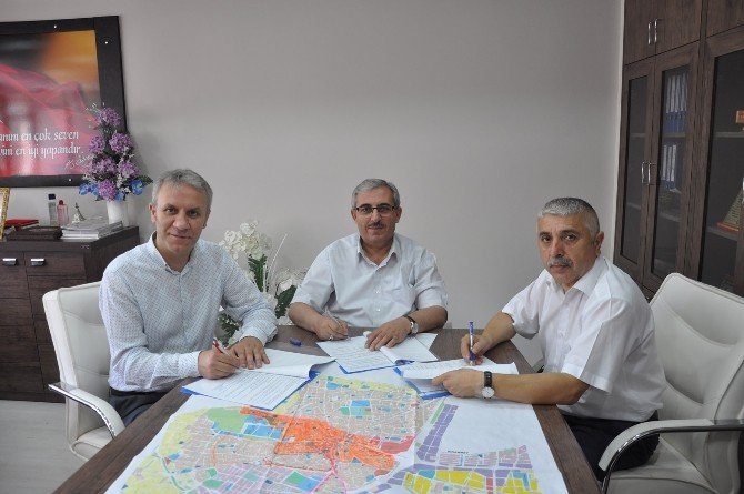 Mobilyacılıkta Belgesiz İşçi Çalıştırmak Yasaklandı
