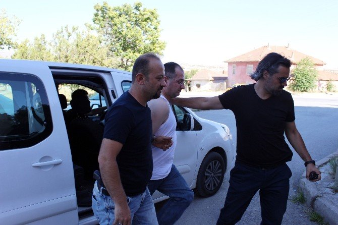 Darbeci Subay, Polisle Girilen Çatışma Sonrasında Yakalandı