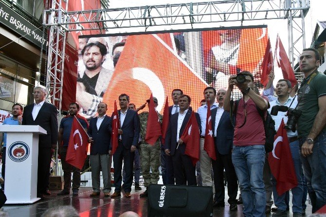 Gümüşhane’de ‘Milli İradeye Sahip Çıkma’ Etkinliği Düzenlendi