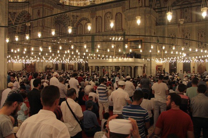 Ak Parti İstanbul İl Başkanı Temurci: “Asker Bir Milletin Çocuklarıyız”