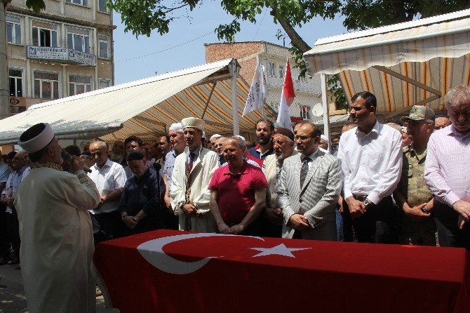 Bayburt Müftüsü Aksoy: 