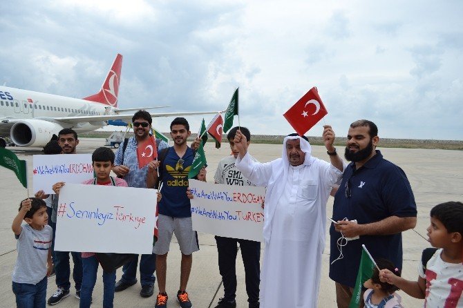 Arap Turistlerden Erdoğan’a Destek