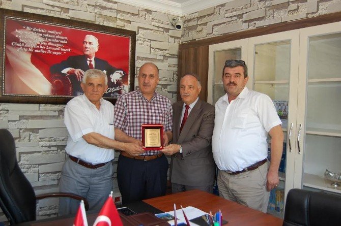 Vergi Dairesi Müdüründen Veda