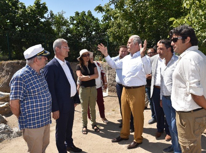 Antik Tiyatro Gün Yüzüne Çıkıyor