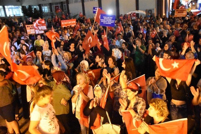 Sinop’ta Demokrasi Nöbeti