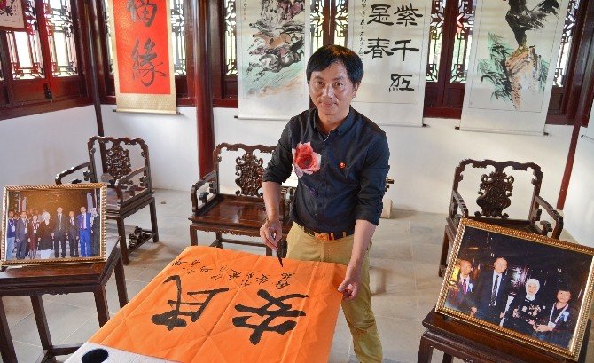 Çinli Kaligrafi Ustasından Barış Mesajı
