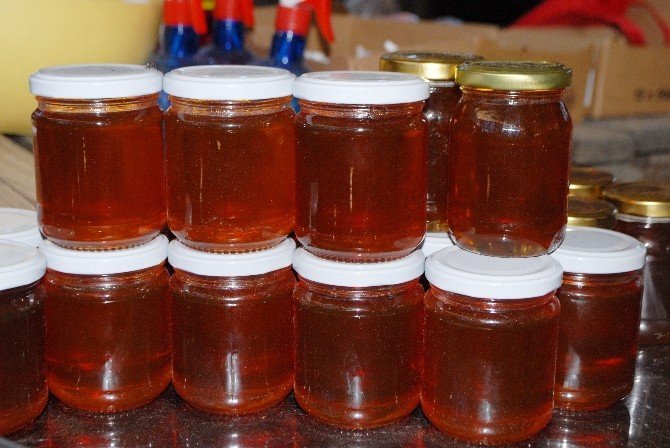 Organik İlaç: Adaçayı Balı