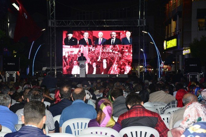 Gümüşhane’de Demokrasi Nöbeti Sürüyor