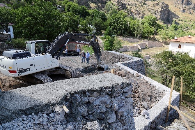 Süleymaniye Mahallesinde Hummalı Çalışma