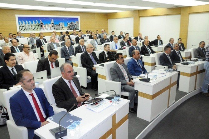 Vali’den Fetö’ye Sert Tepki