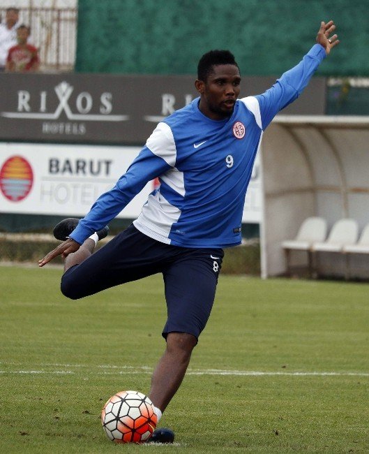 Eto’o Kamptan Beşiktaş İçin Ayrılmadı