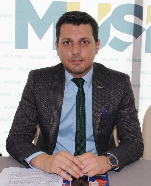 "İş Dünyası Üretmeye Devam Edecek"