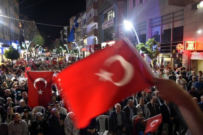 Gümüşhane’de Demokrasi Nöbeti 14.gününde