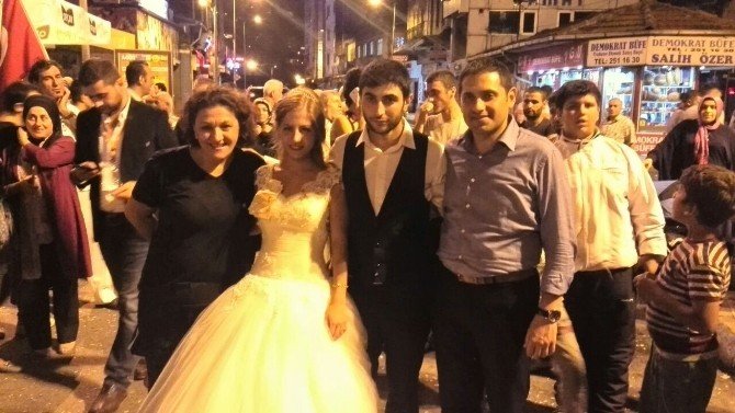 Zonguldak’ta Demokrasi Nöbeti Sürüyor