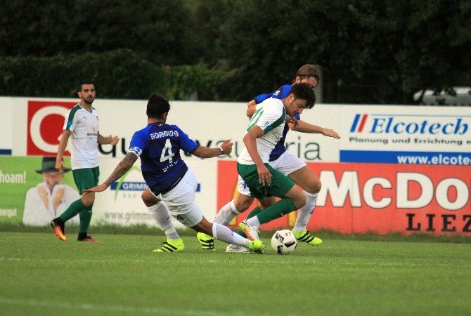 Bursaspor, Alman Ekibine 3-0 Mağlup Oldu