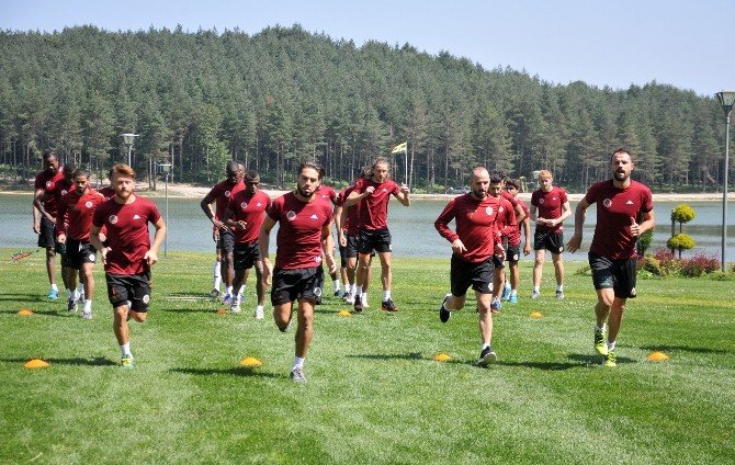 Alanyaspor, Salonda Çalıştı