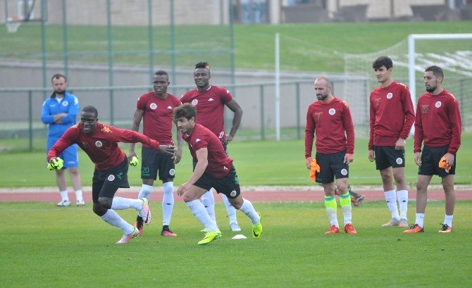 Aissati, Alanyaspor’un Kampına Katıldı