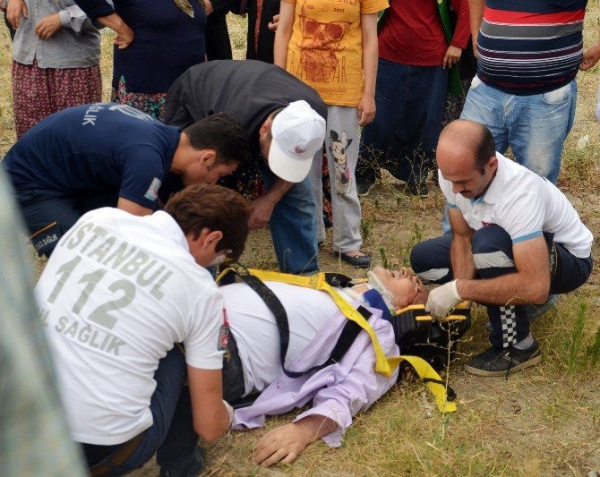 Trafik Kazasında Ağır Yaralanan Muhtar Hayatını Kaybetti