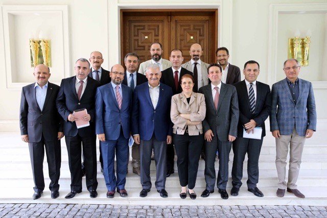Başbakan Yıldırım: "Fethullah Gülen Bu Darbenin Göbeğindedir"