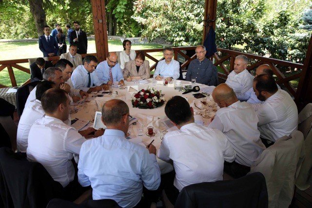 Başbakan Yıldırım: "Fethullah Gülen Bu Darbenin Göbeğindedir"