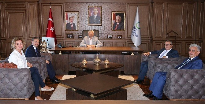 Çalık Holding’den Vali Ve Başkana Nezaket Ziyareti