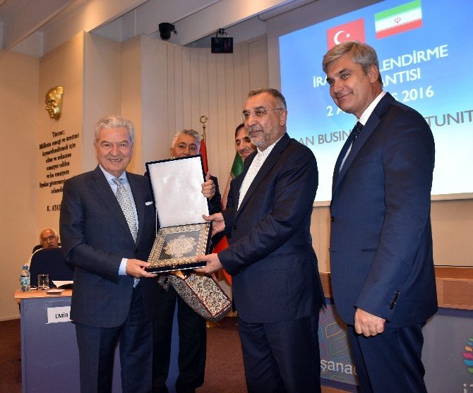 İran’dan Darbeye Karşı Koyan Türk Halkına Övgü