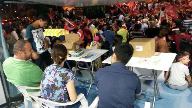 Sağlıklı Yaşam Araçları Demokrasi Nöbetlerinde