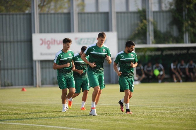Bursaspor’da Dzsudzsak Antrenmana Çıkmadı