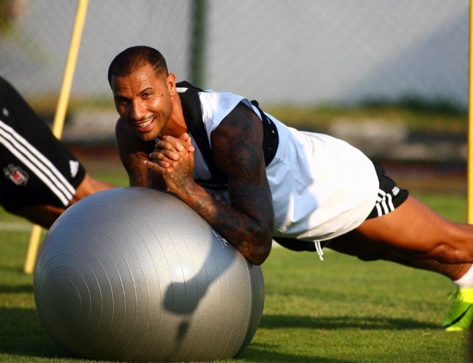 Beşiktaş’ta Yeni Sezon Hazırlıkları Sürüyor