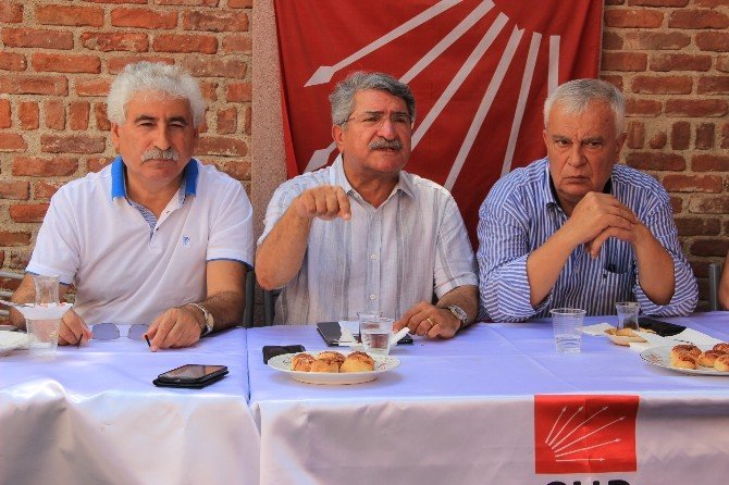 Chp Parti Meclisi Üyesi Fikri Sağlar’dan Edremit’te Basın Toplantısı