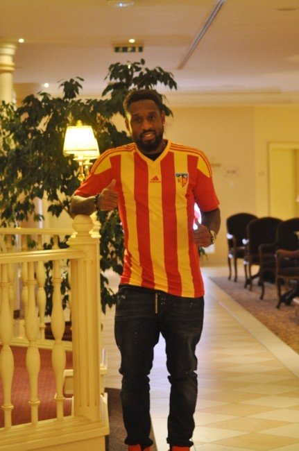 Kana-bıyık Kayserispor’da