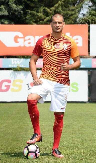 Eren Derdiyok, Galatasaray’a İmzayı Attı