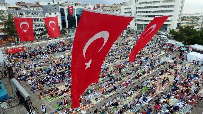 Samsun Sabah Namazında Kıyamdaydı