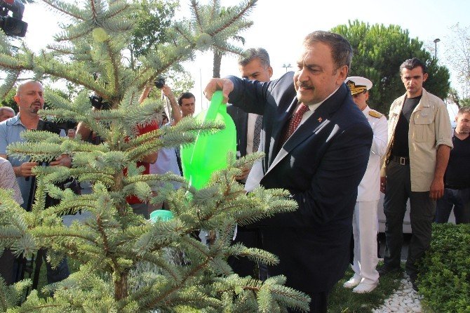 Bakan Eroğlu: "Kılıçdaroğlu’nun Mitinge Gelmesi Mutluluk Vesilesidir"