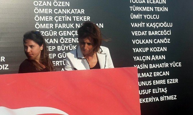 Tüsiad Başkanı Symes: "Vahim Bir Olayı Atlattık"
