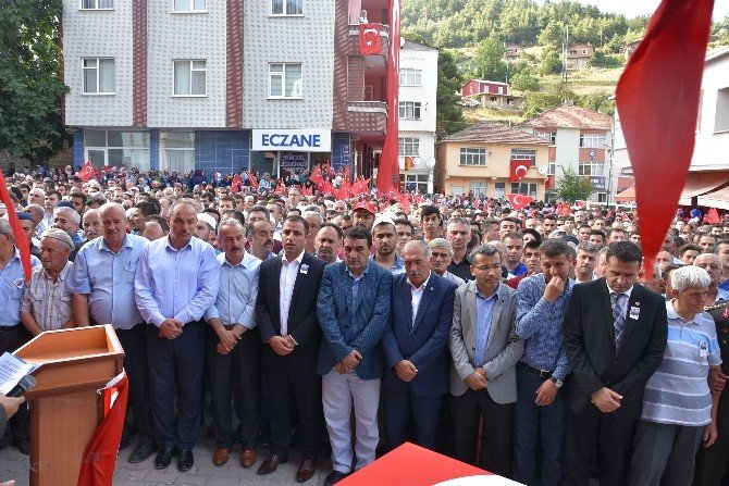 Sinop Şehidini Uğurladı