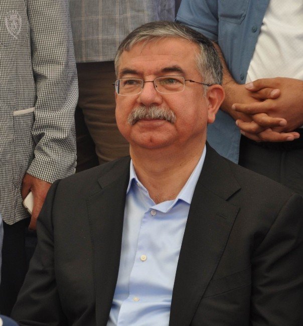 Milli Eğitim Bakanı Yılmaz: "Talimatı Başka Yerlerden Alanlar Tasfiye Edilecek"