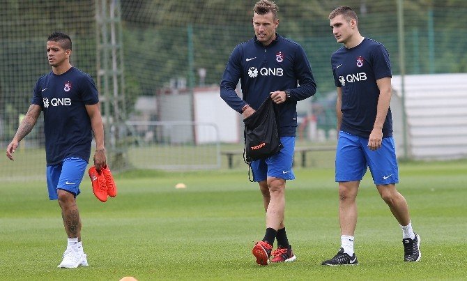 Bero Ve İbenez, Trabzonspor İle İlk Antrenmanına Çıktı
