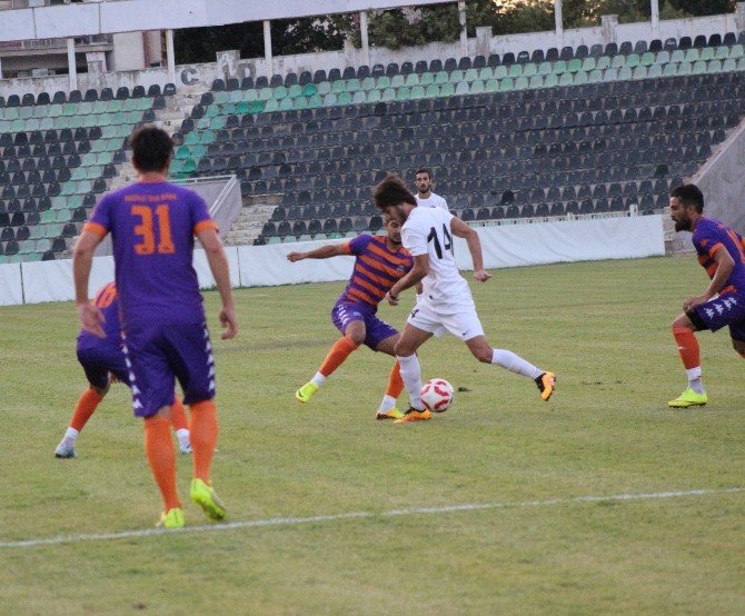 Denizlispor Yeni Sezonda Taraftarına Umut Vermedi